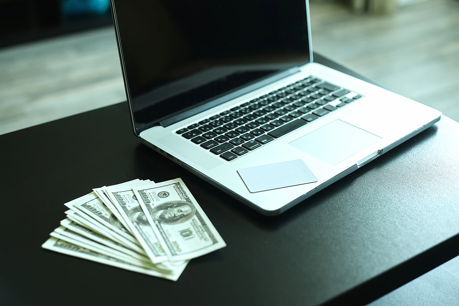 چقدر برای ادمینی پول بگیریم؟ راهنمای قیمت گذاری خدمات ادمینی